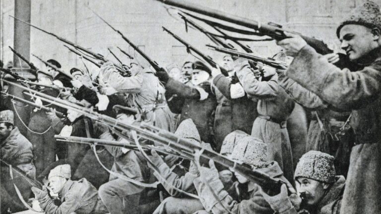 A derrota de seu próprio governo na guerra imperialista